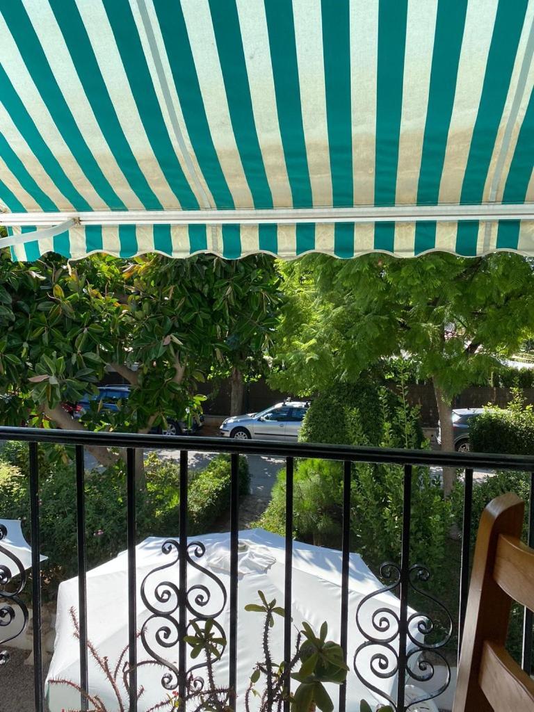 Schnuckelige Wohnung Naehe Meer Denia Bagian luar foto