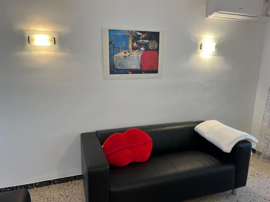 Schnuckelige Wohnung Naehe Meer Denia Bagian luar foto