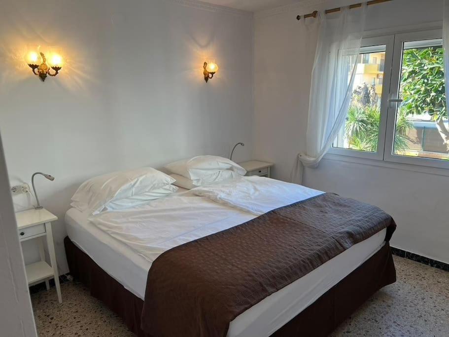 Schnuckelige Wohnung Naehe Meer Denia Bagian luar foto